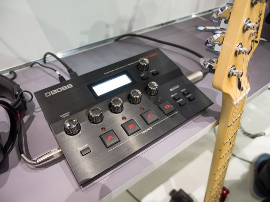 Musikmesse2014 Roland BOSS GT-001登場