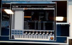 yamaha_steinberg_hs17_1