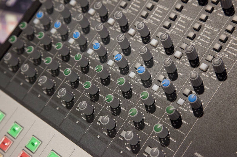 Musik Messe 2011レポート：Focusrite 2802登場！小型レコーディング