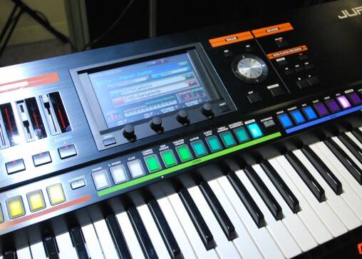 JUPITER-80は弾き手の数だけ進化する」 シンセサイザーの在り方