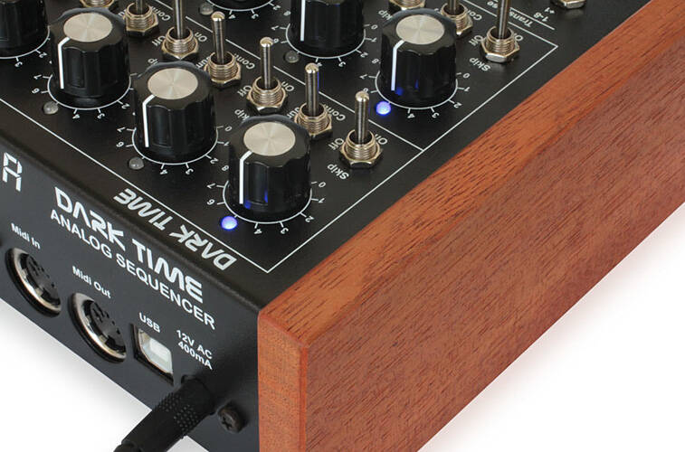 アナログ・ステップ・シーケンサー『DOEPFER DARK TIME』登場