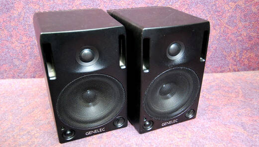 スピーカー・ウーファー GENELEC model 1029A PAIR of Genelec 1029A Active Studio Monitor Speakers 1029-A