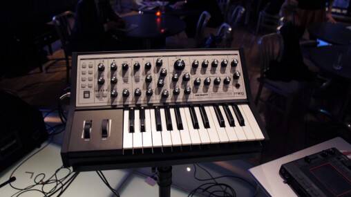 Moog Music SUB PHATTY