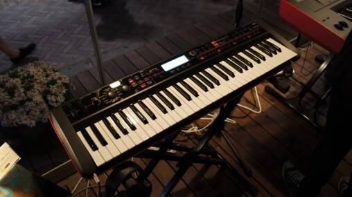 KORG KROSS