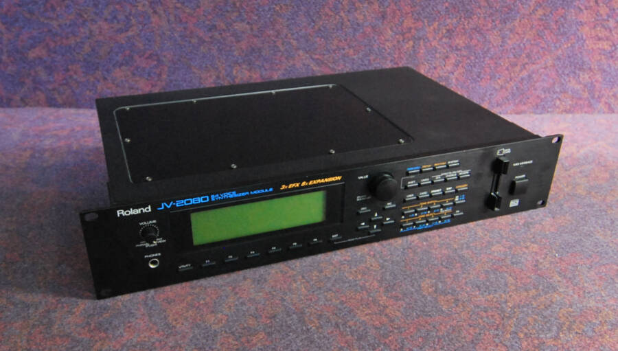 Roland JV-2080 ハードウェア音源 Roland JV-2080 ハードウェア音源
