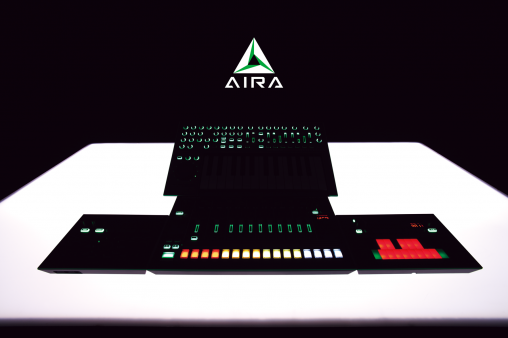 ラインナップは全4種類！？Roland「AIRA」サイト上に、各製品の動作