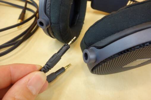 R70xcable