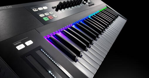 img-komplete_kontrol_welcome_2x_01-3459a6f22c0ee953ca504ed98e188766