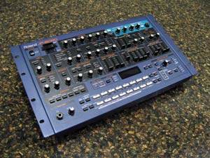 名機】Roland JP-8080 アナログモデリングシンセサイザー（ラック 