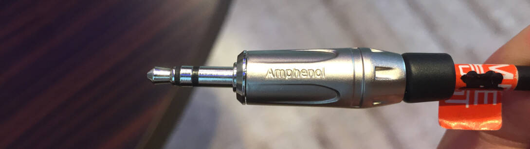 Amphenol.002