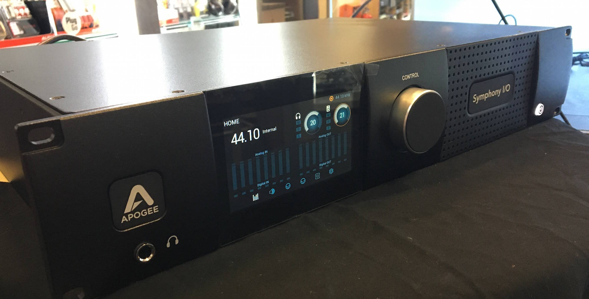 Symphony I/O MKII シリーズ – Media Integration, Inc.