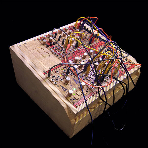 bastl-instruments-rumburak-600