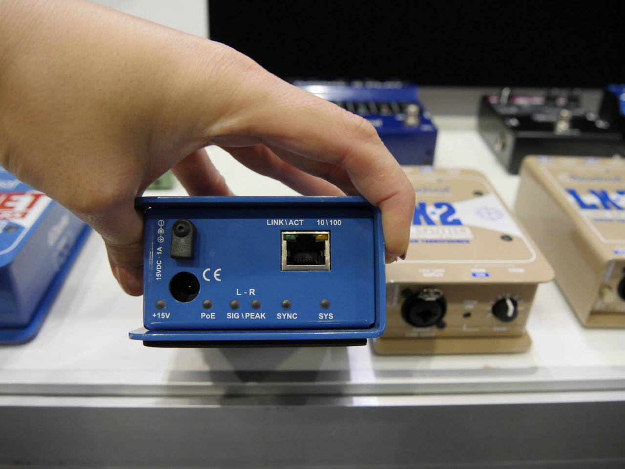 AES 2016 Rock oN Report Radial