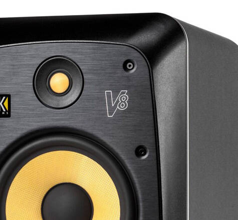 KRK V series 4 新発売!全てをリファインした、大人気ニア KRK V series 4 新発売!全てをリファインした、大人気ニア