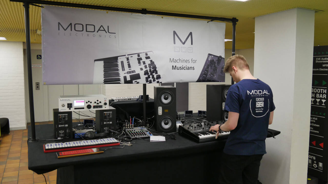 SUPERBOOTH17 Rock oN Modal Electronics