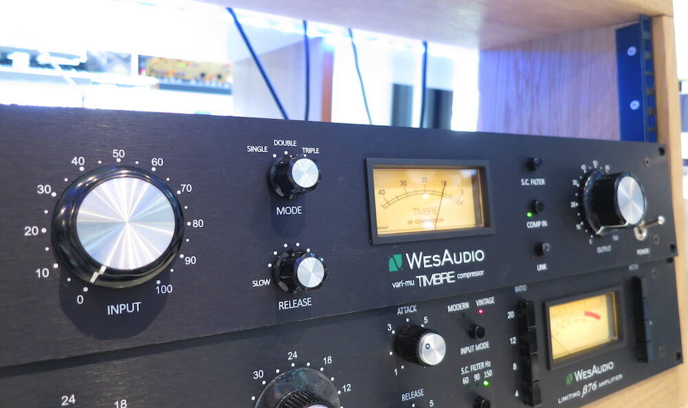beta76 - WesAudio - Modern Audio Equipment
