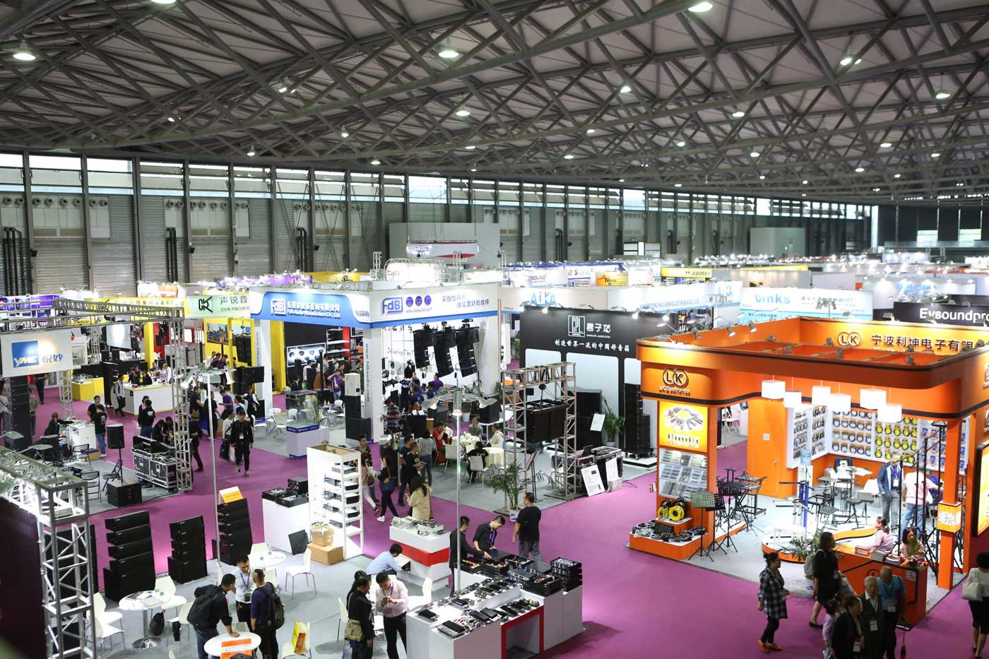 prolight_hall