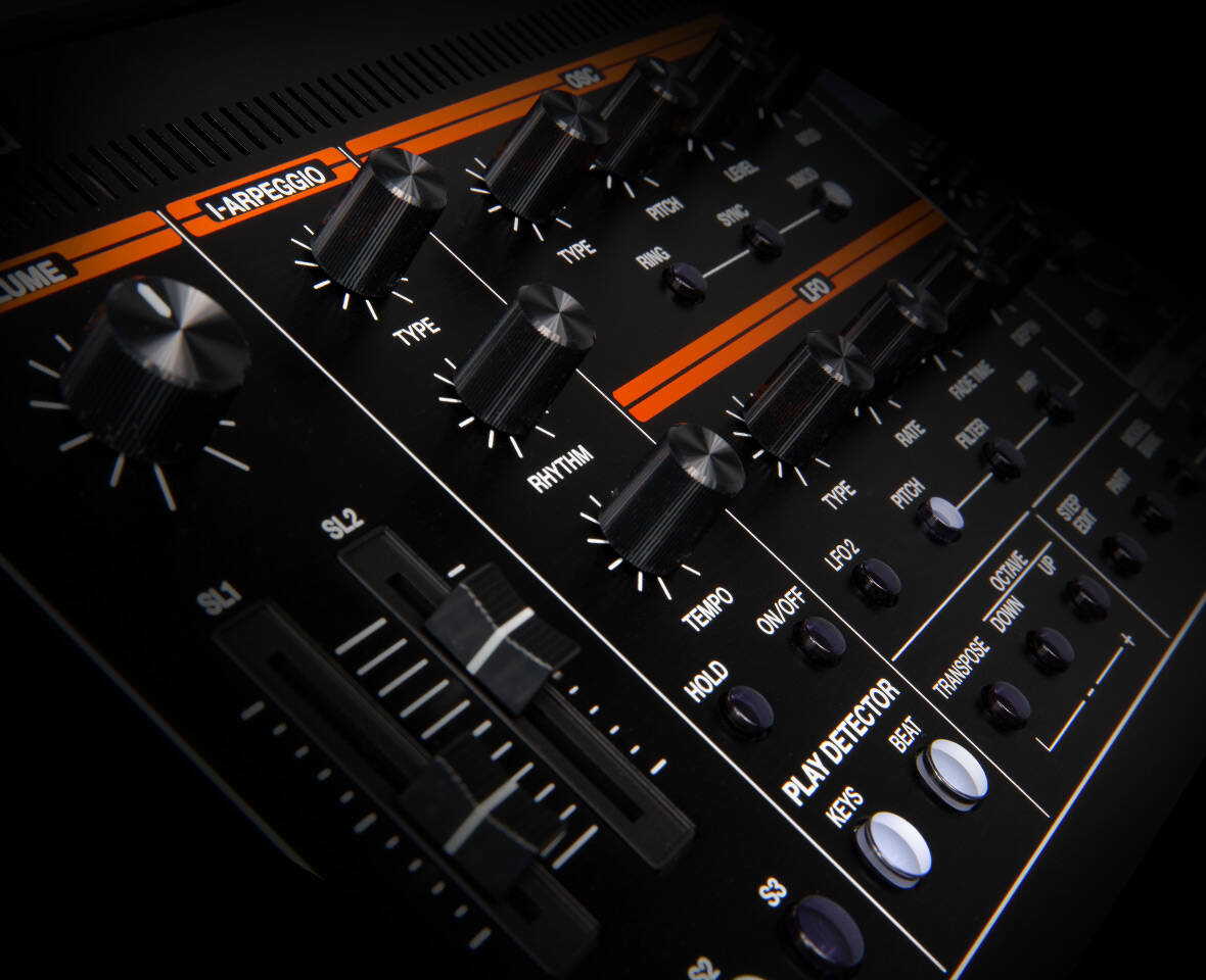 Roland / JUPITER-Xm 11/23発売！ご予約受付中！ | Rock oN