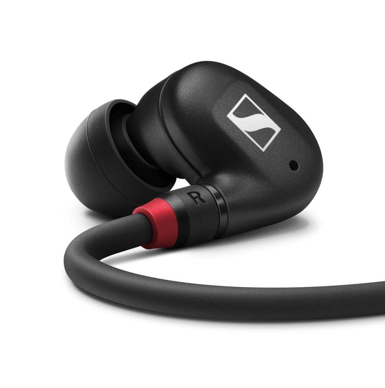 IE_100_PRO_BLACK_Product_shot_cutout_Right_CloseUp