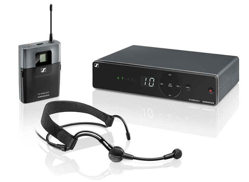 XS_Wireless_1_Headmic_product_shot_cutout_front_view_set