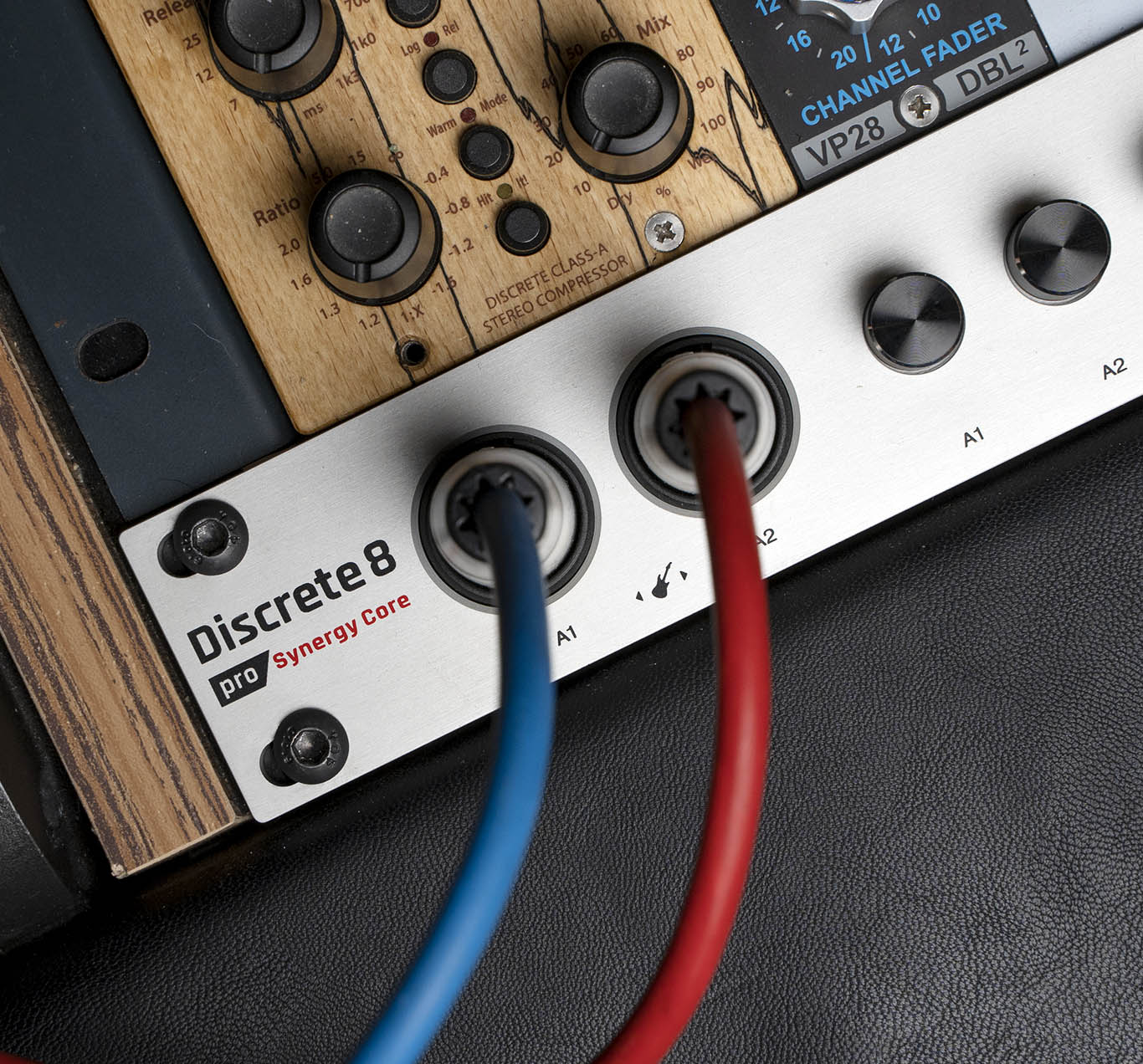 D8PRO-section-Preamps