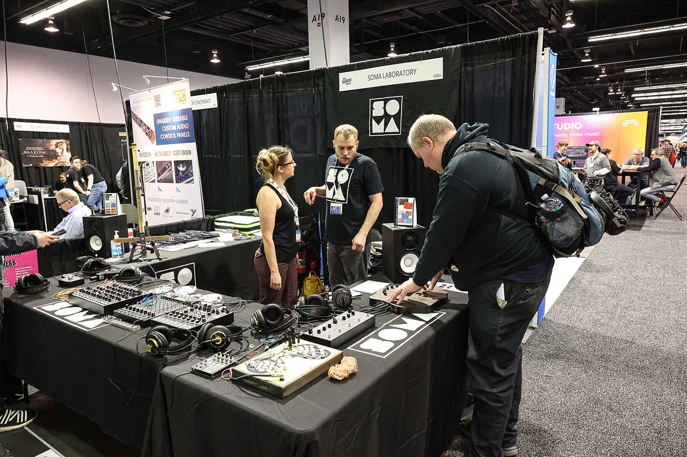 230414_NAMM_Day2-369