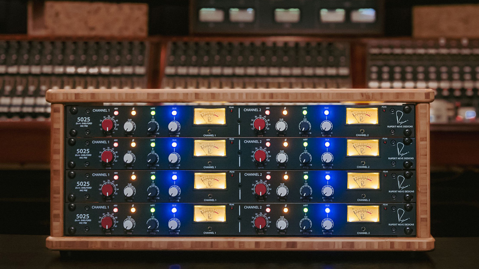 Rupert Neve Designsが、限定生産だった2チャンネルマイク Rupert Neve Designsが、限定生産だった2チャンネルマイク