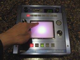 音と映像を指先一つでコントロール!! 中古商品のご案内 KORG KAOSS PAD